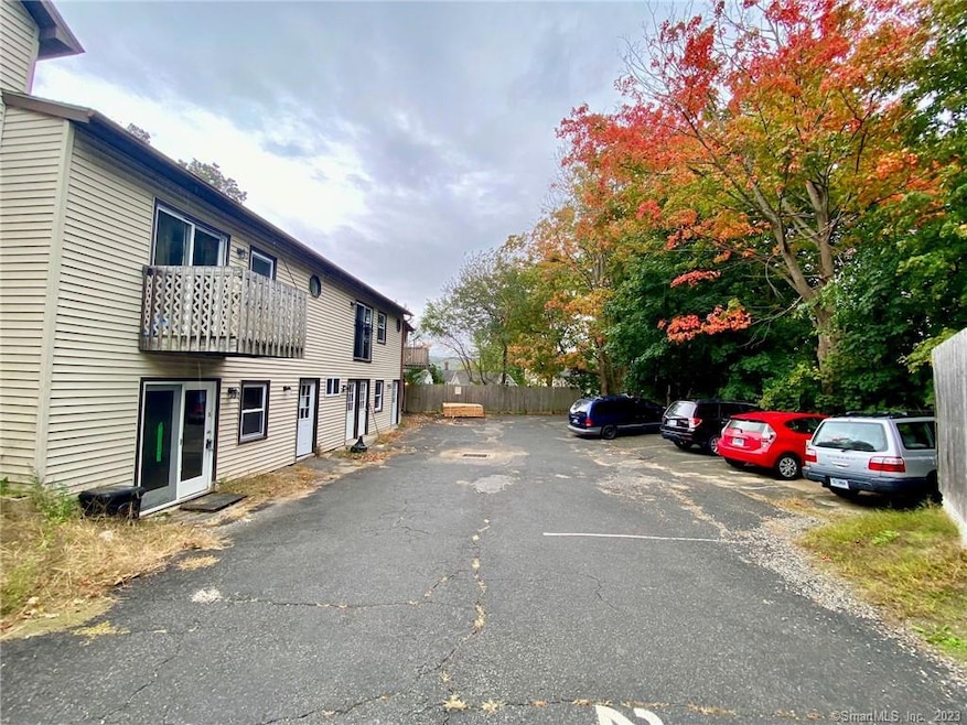 267 Litchfield St unit 7, Torrington, CT 06790 - photo 1