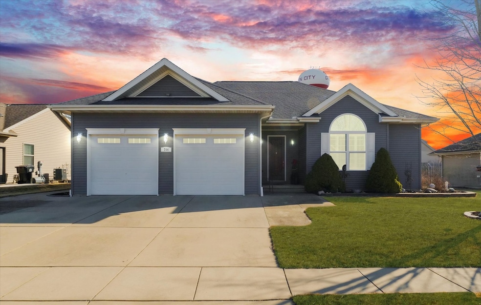 Sold $325,000