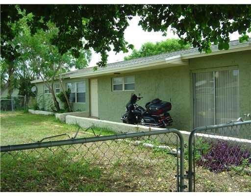 6768 Massachusetts Dr, Lake Worth, FL 33462 - photo 1