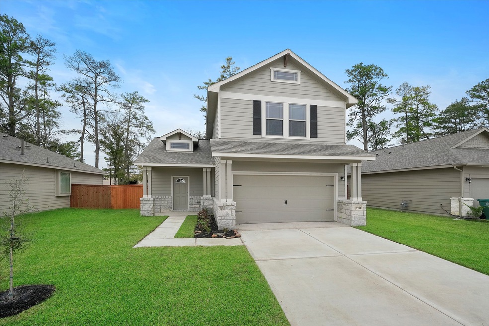 7711 Aiiden Ridge Ln, Houston, TX 77016 - photo 1