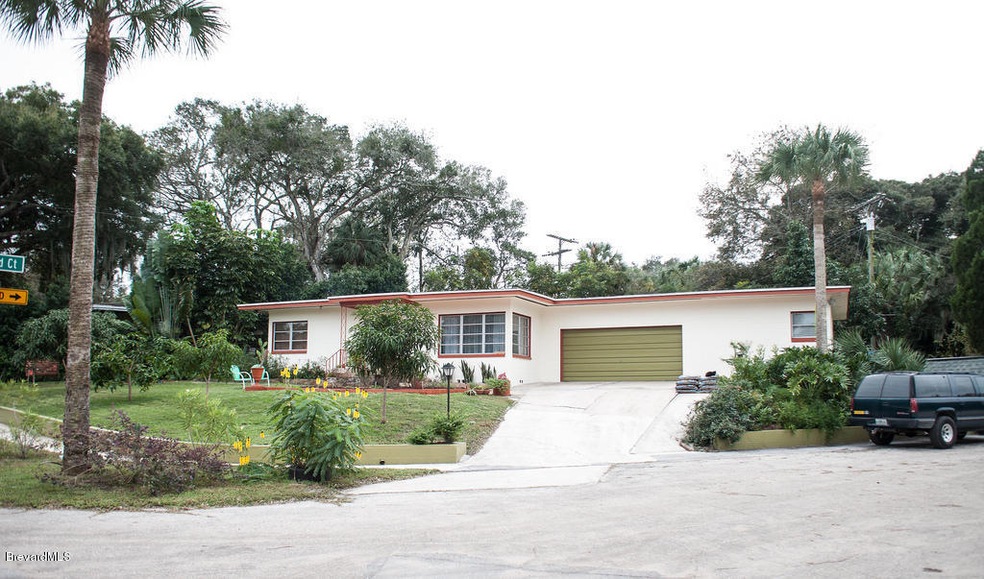 Front with curb appeal