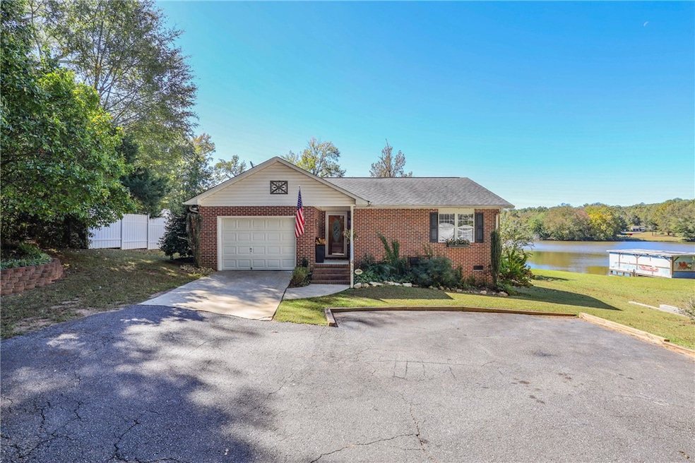 415 Serena Cir, Anderson, SC 29621 - photo 1