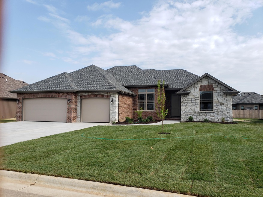 867 E Dyann Dr, Nixa, MO 65714 - photo 1