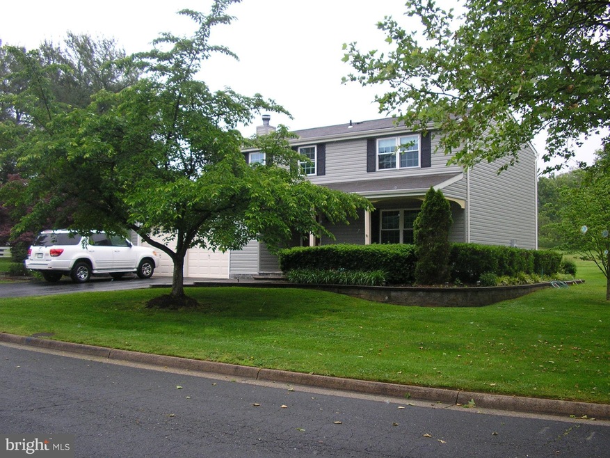 3001 Gatepost Ln, Herndon, VA 20171 - photo 1