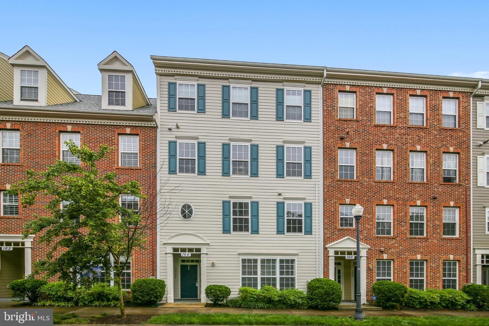 164 Chevy Chase St, Gaithersburg, MD 20878 - photo 1