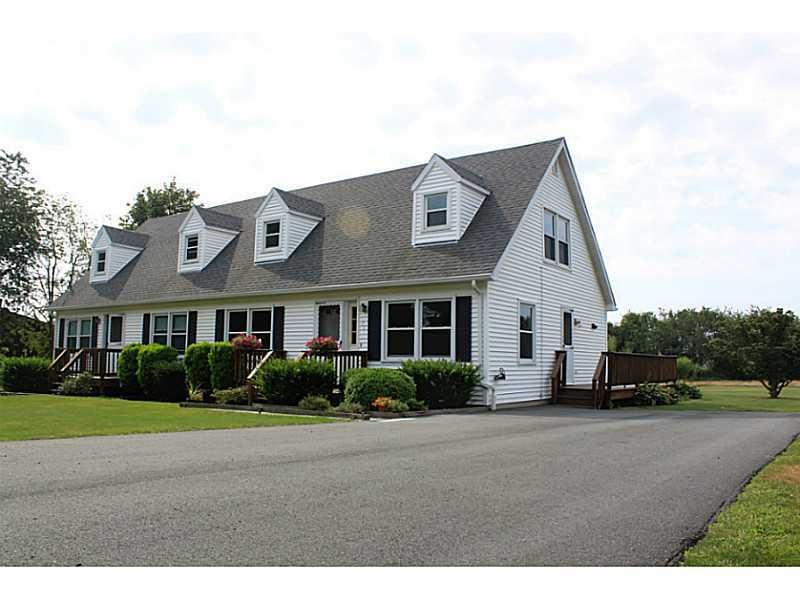 71 Bramans Ln unit 73, Portsmouth, RI 02871 - photo 1