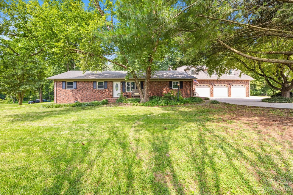 991 Snow Creek Rd, Statesville, NC 28625 - photo 1