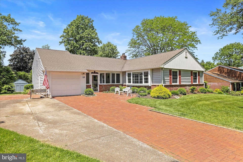 55 Woodstock Dr, Newtown, PA 18940 - photo 1