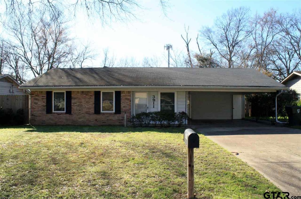 3911 3911 Driftwood Ln, Tyler, TX 75701 - photo 1