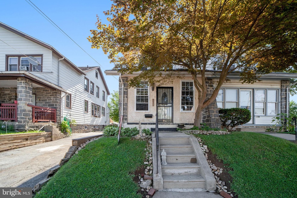 131 S Eagle Rd, Havertown, PA 19083 - photo 1