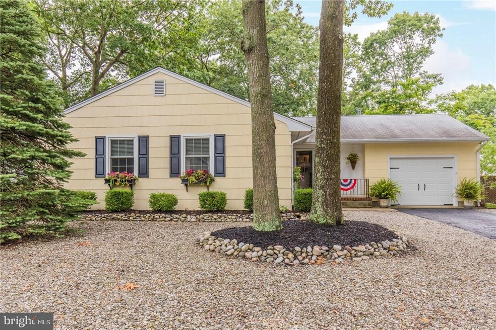 35 Lighthouse Dr, Manahawkin, NJ 08050 - photo 1