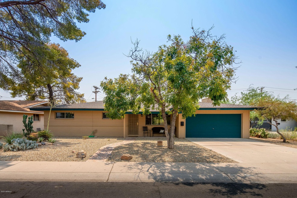 1029 E Wesleyan Dr, Tempe, AZ 85282 - photo 1