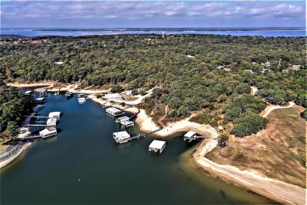 103 Windsor Dr, Pottsboro, TX 75076 - photo 1