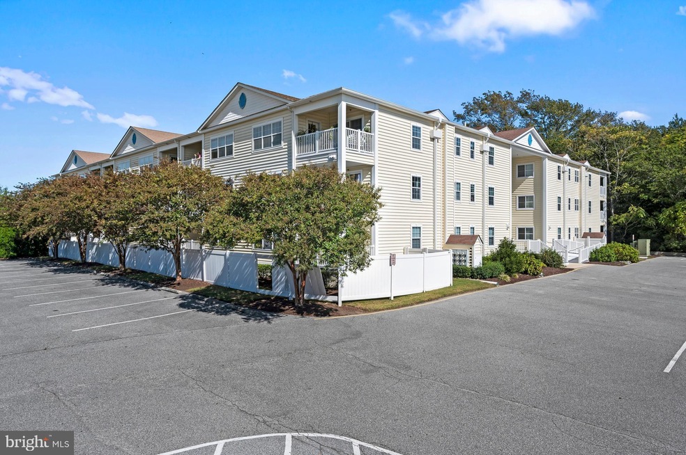 30413 Cedar Neck Rd unit 211, Ocean View, DE 19970 - photo 1