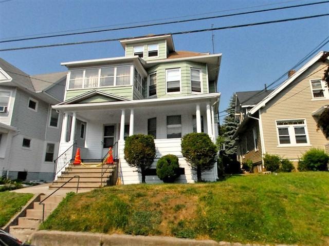 112 Anson St, Bridgeport, CT 06606 - photo 1