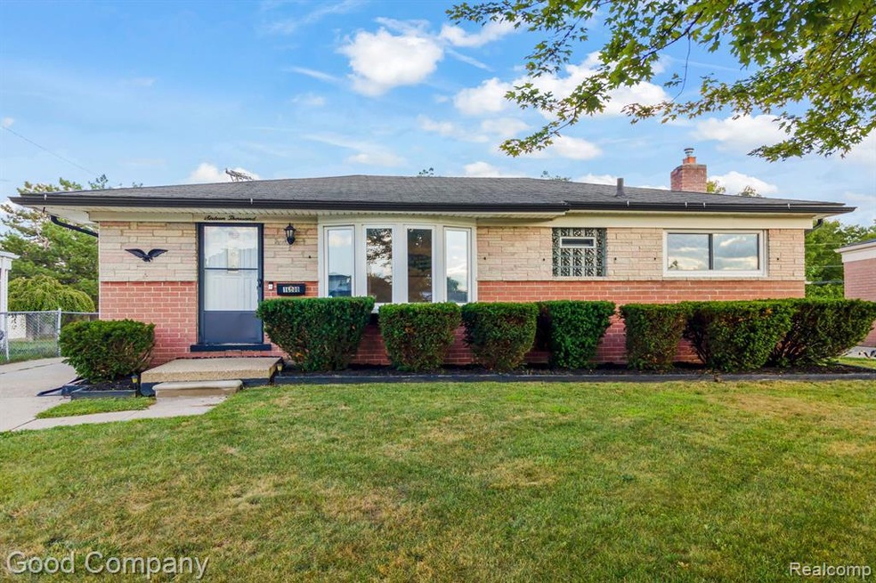 16000 Flanagan St, Roseville, MI 48066 - photo 1