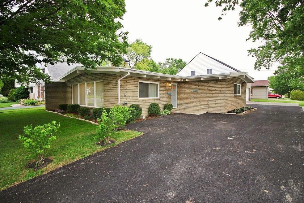 3210 Eakin Road (2)