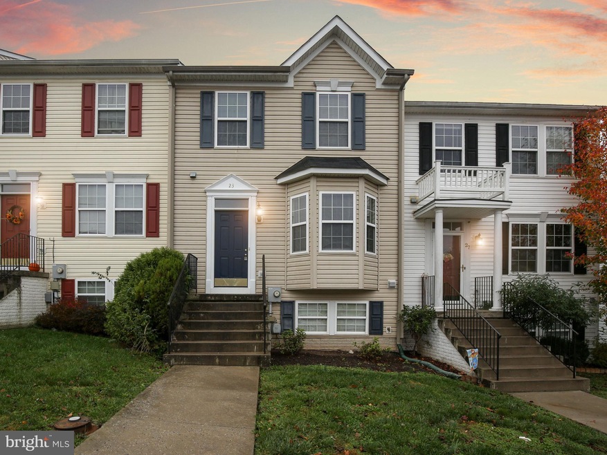 23 Litchfield Ln W, Martinsburg, WV 25405 - photo 1