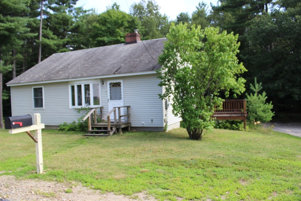 7 Juanita Ave, Raymond, NH 03077 - photo 1