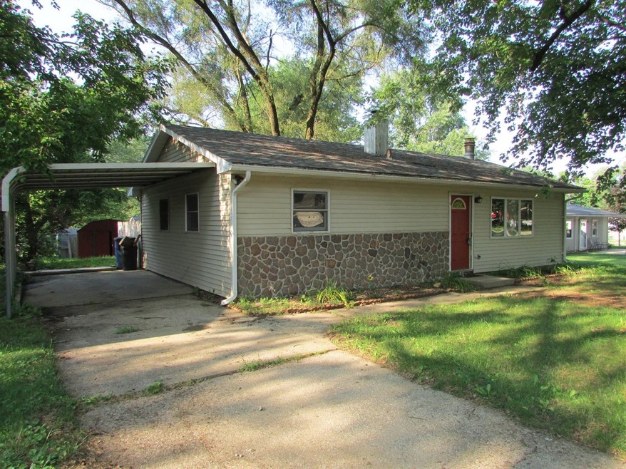 103 W 15th St, La Porte, IN 46350 - photo 1