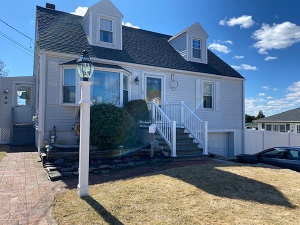 112 Francis St, Worcester, MA 01606 - photo 1