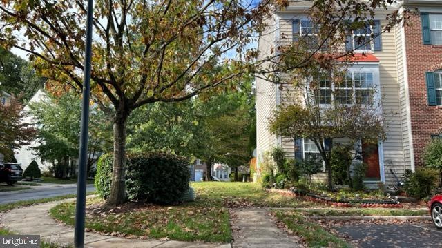 12961 Woodcutter Cir, Germantown, MD 20876 - photo 1