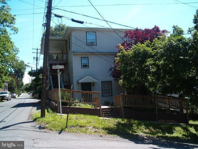 45 N Green St unit 4, Berkeley Springs, WV 25411 - photo 1