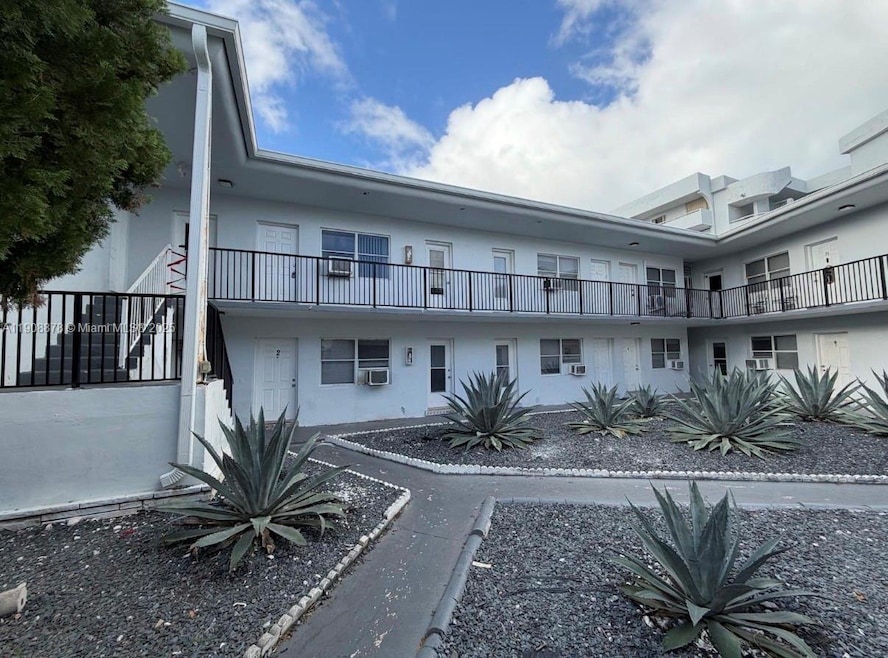 For Rent $1,700/month