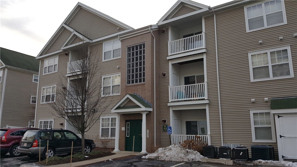 90 Mill St unit 103, Woonsocket, RI 02895 - photo 1