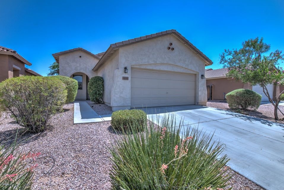 2233 W Gold Dust Ave