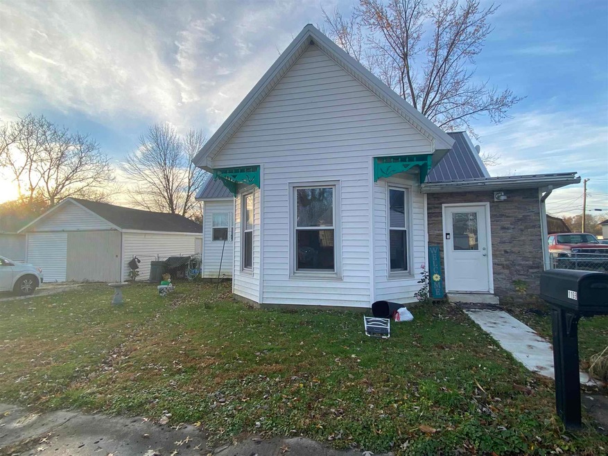 1169 Roosevelt St, Linton, IN 47441 - photo 1
