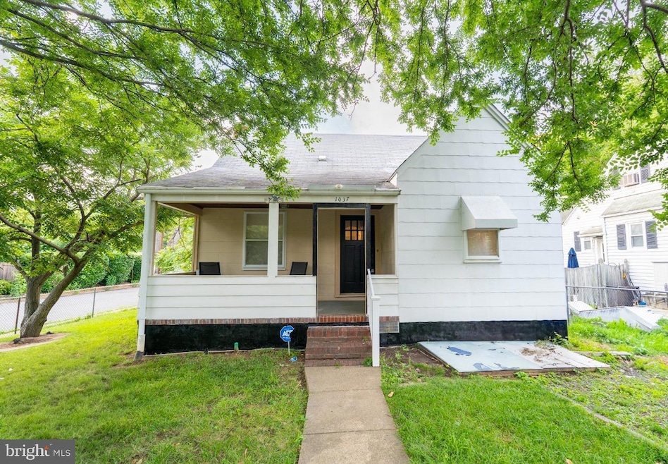 For Sale $1,125,000 • Co-Listing Agent