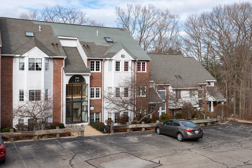 206 Tall Oaks Dr unit K, South Weymouth, MA 02190 - photo 1