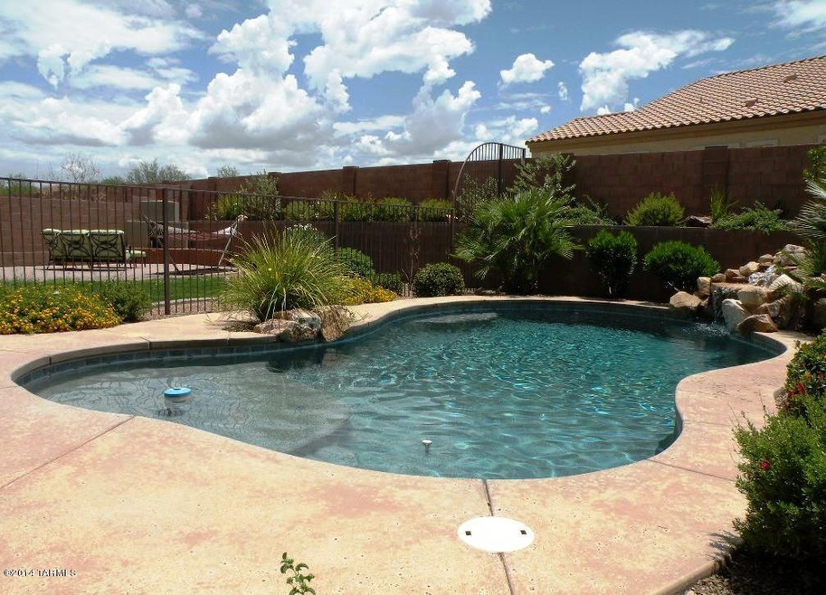 Private Pool and Entertaining Patio