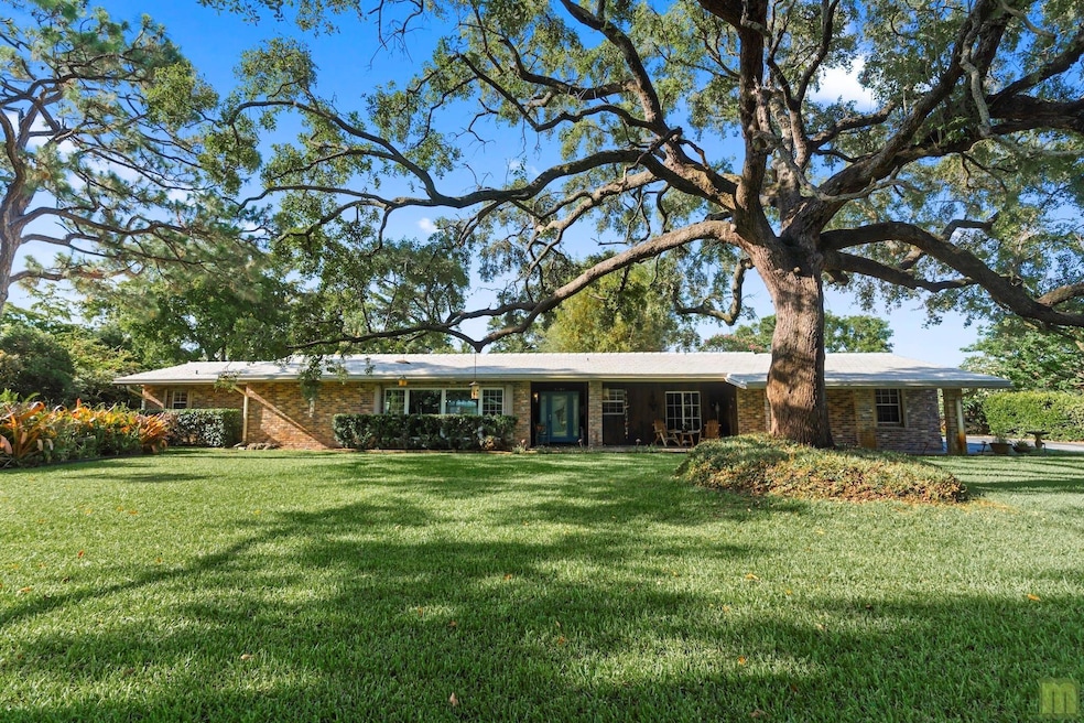 Under Contract $963,000