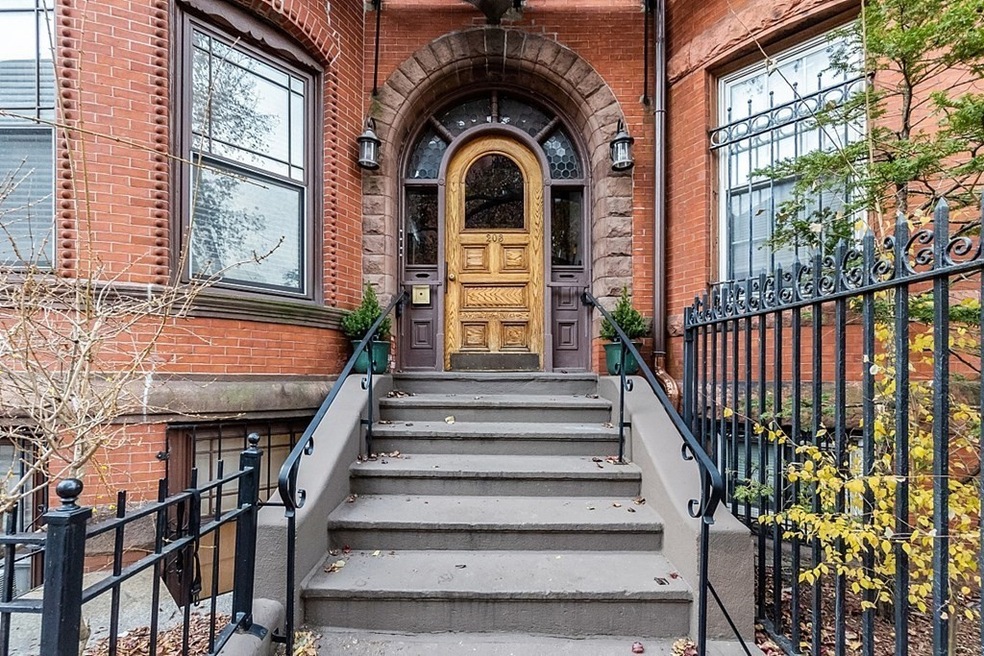 203 Saint Botolph St unit 2, Boston, MA 02115 - photo 1
