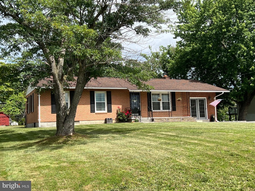 105 Whitfield Cir, Stephens City, VA 22655 - photo 1