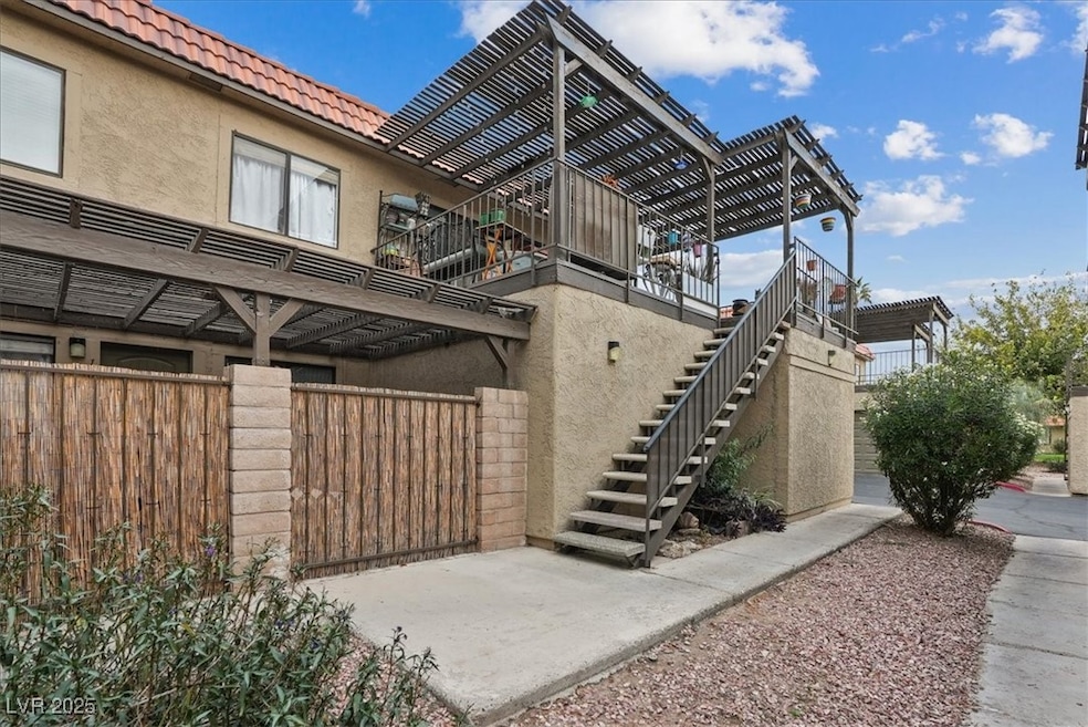 1853 Mimosa Ct unit D, Henderson, NV 89014 - photo 1