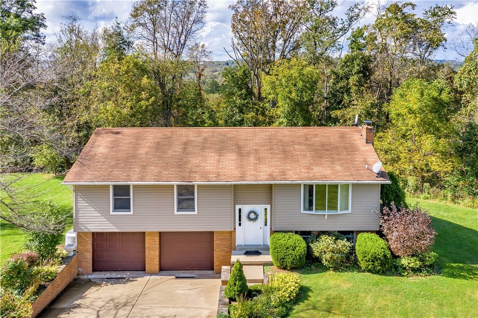 Welcome To 8 Cranberry Lane!