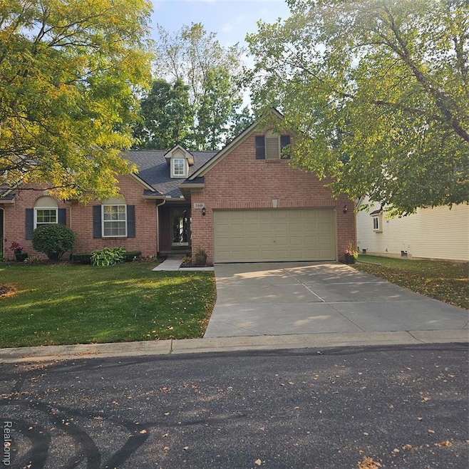 3449 Dewdrop Ln, Howell, MI 48843 - photo 1