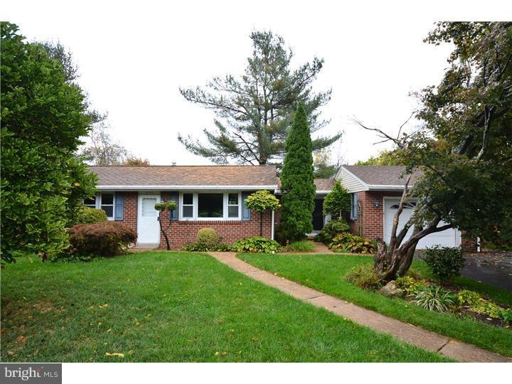 853 Spring City Rd, Phoenixville, PA 19460 - photo 1