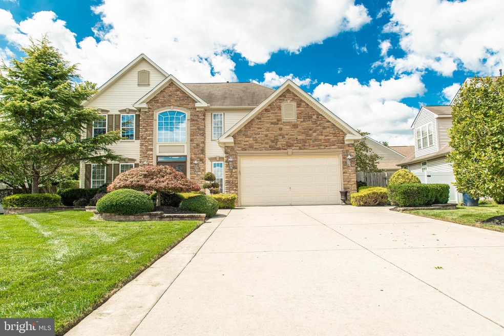 751 Sherwood Dr, Williamstown, NJ 08094 - photo 1