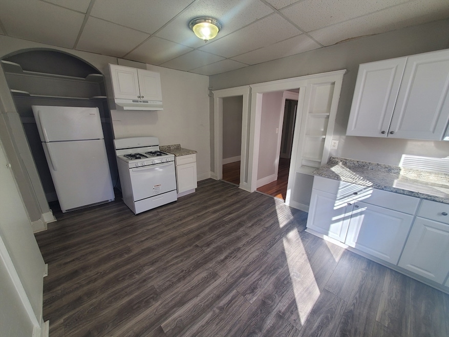 For Rent $2,400/month