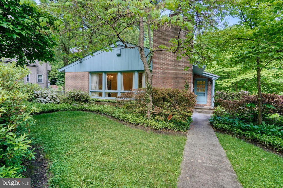 509 Nottingham Rd, Baltimore, MD 21229 - photo 1