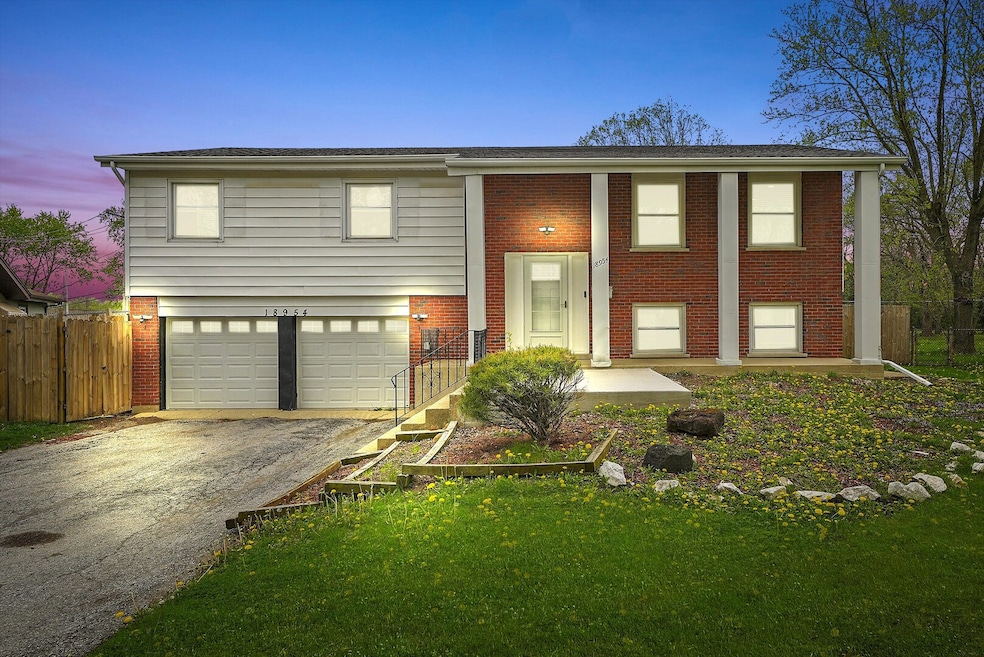 Sold $405,000