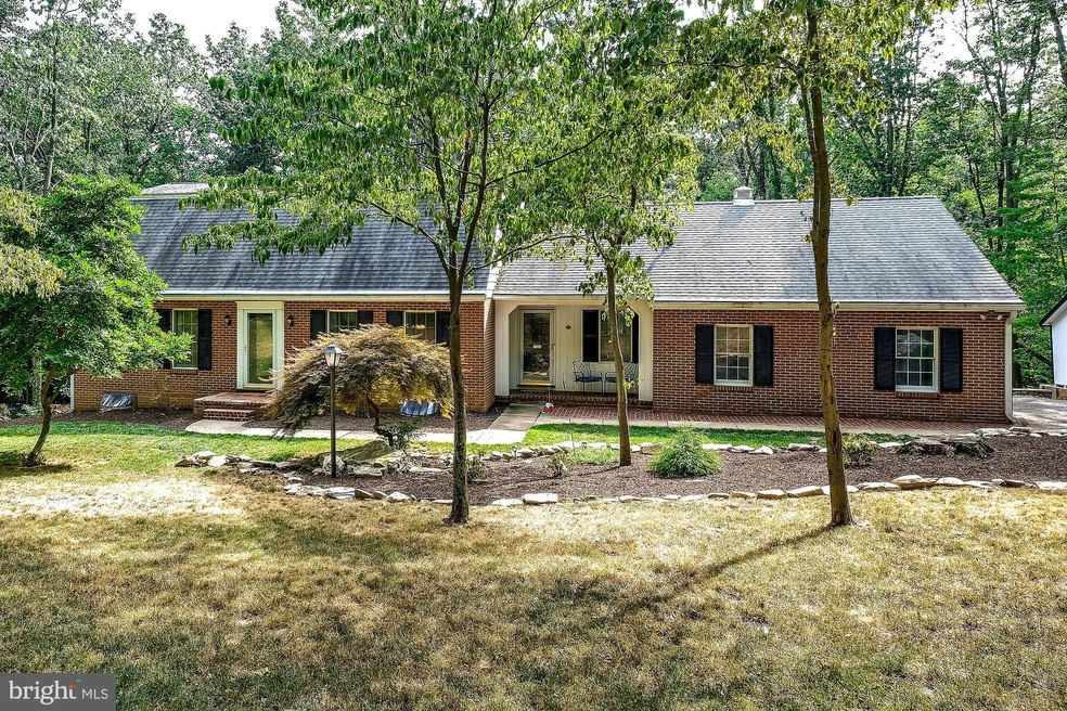 5655 Etzler Rd, Frederick, MD 21702 - photo 1