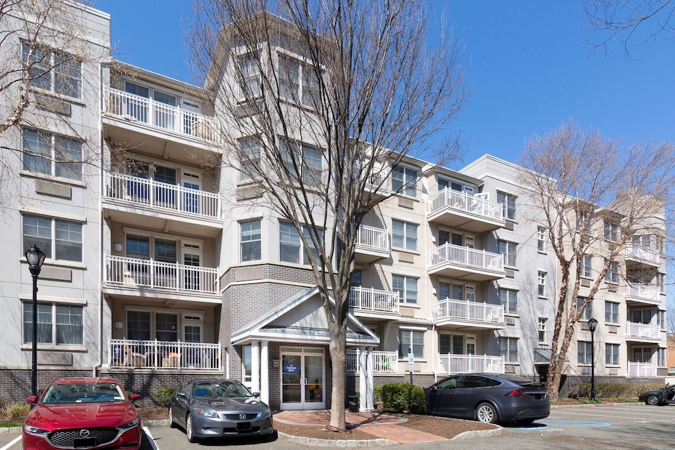 For Rent $2,500/month