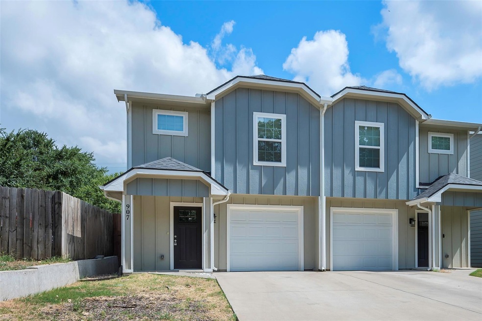 907 W Collins St, Denison, TX 75020 - photo 1