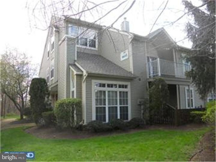 1901A Sutton Place, Mount Laurel, NJ 08054 - photo 1