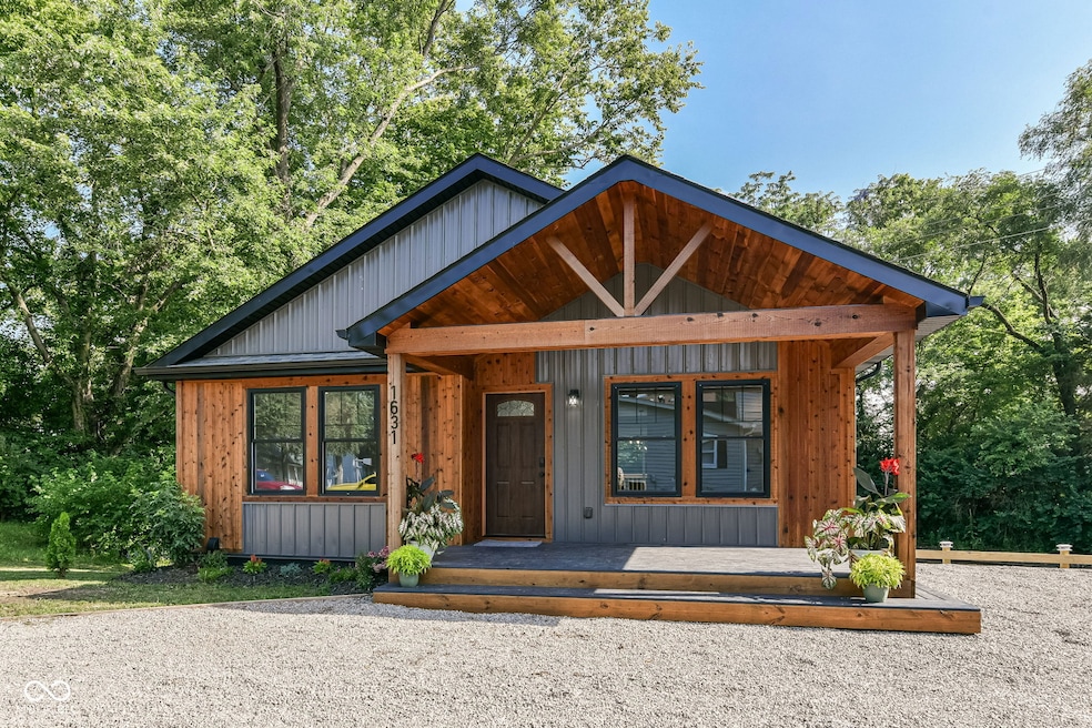 For Sale $289,900 • Co-Listing Agent